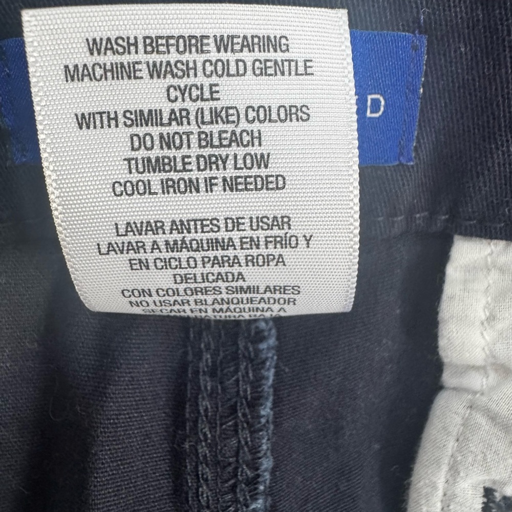 Simply Styled Women’s Dark Blue Flat Front Shorts - Picture 4 of 4